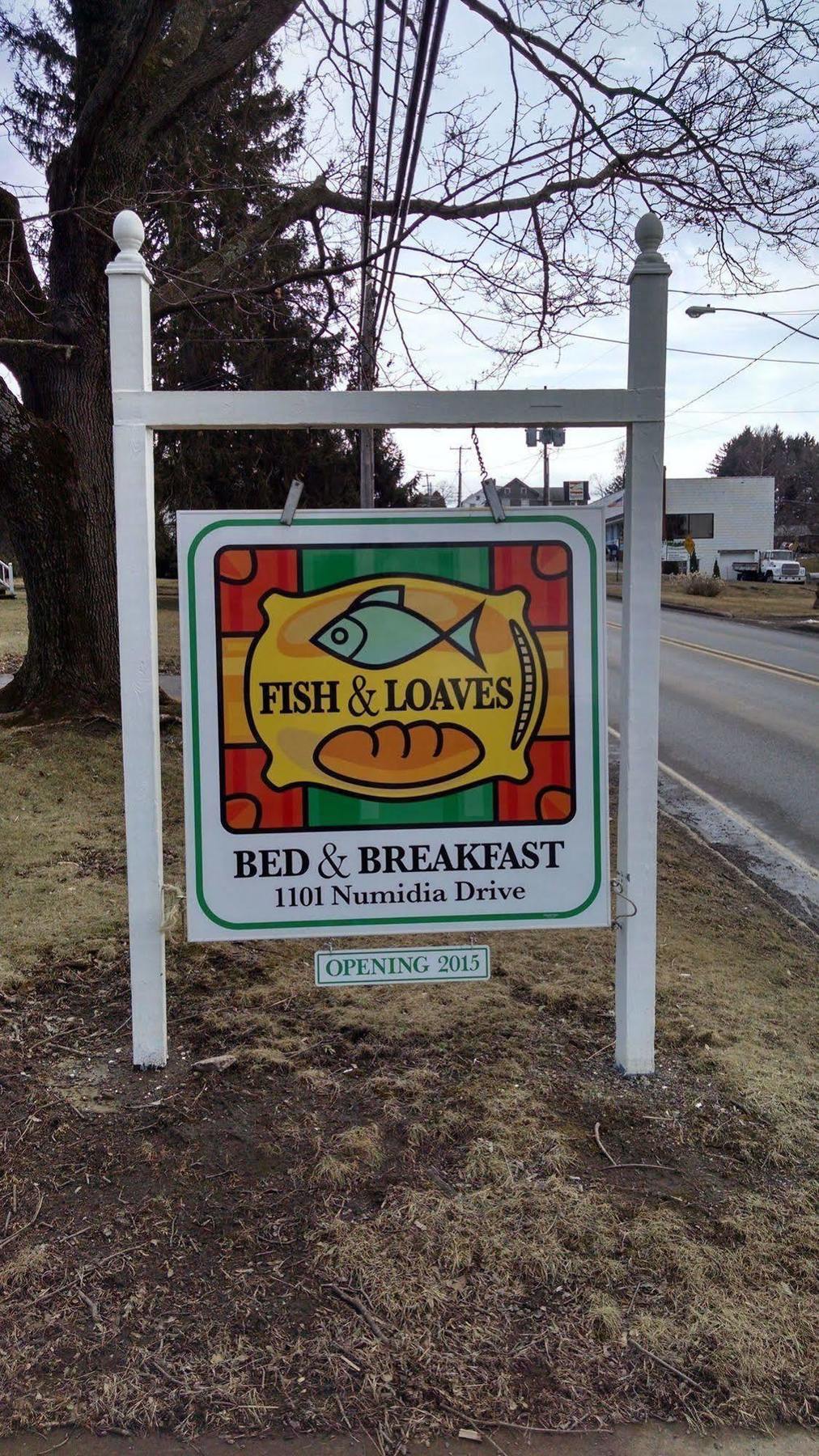 Fish & Loaves Bed And Breakfast Numidia Exterior foto